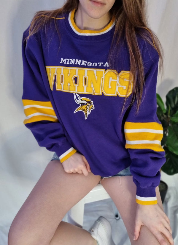 Vintage Minnesota Vikings Sweatshirt - Claire de Lunar